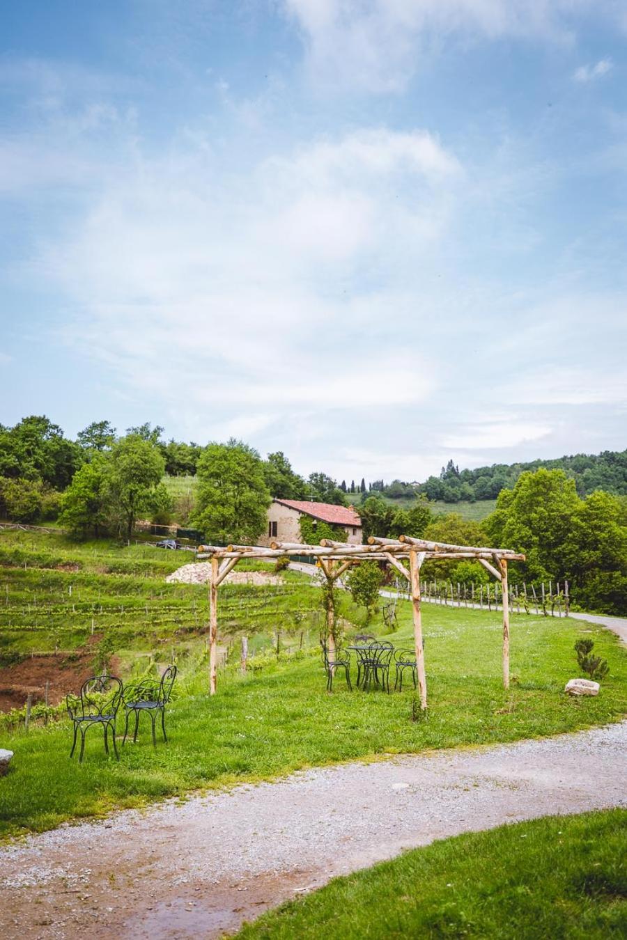 Agriturismo La Costa - Casa Vacanze Rovagnate Exteriör bild