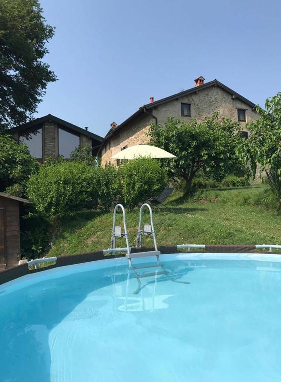 Agriturismo La Costa - Casa Vacanze Rovagnate Exteriör bild