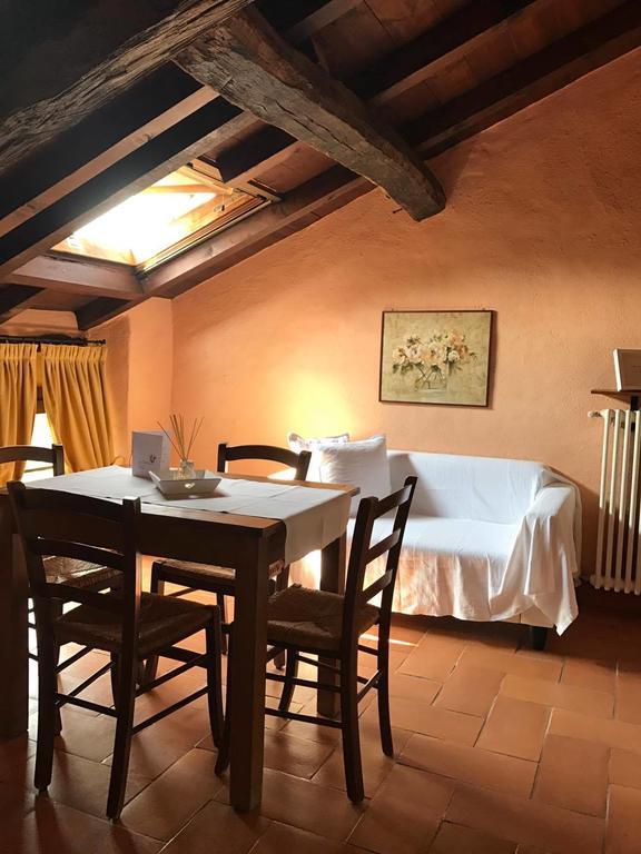 Agriturismo La Costa - Casa Vacanze Rovagnate Exteriör bild
