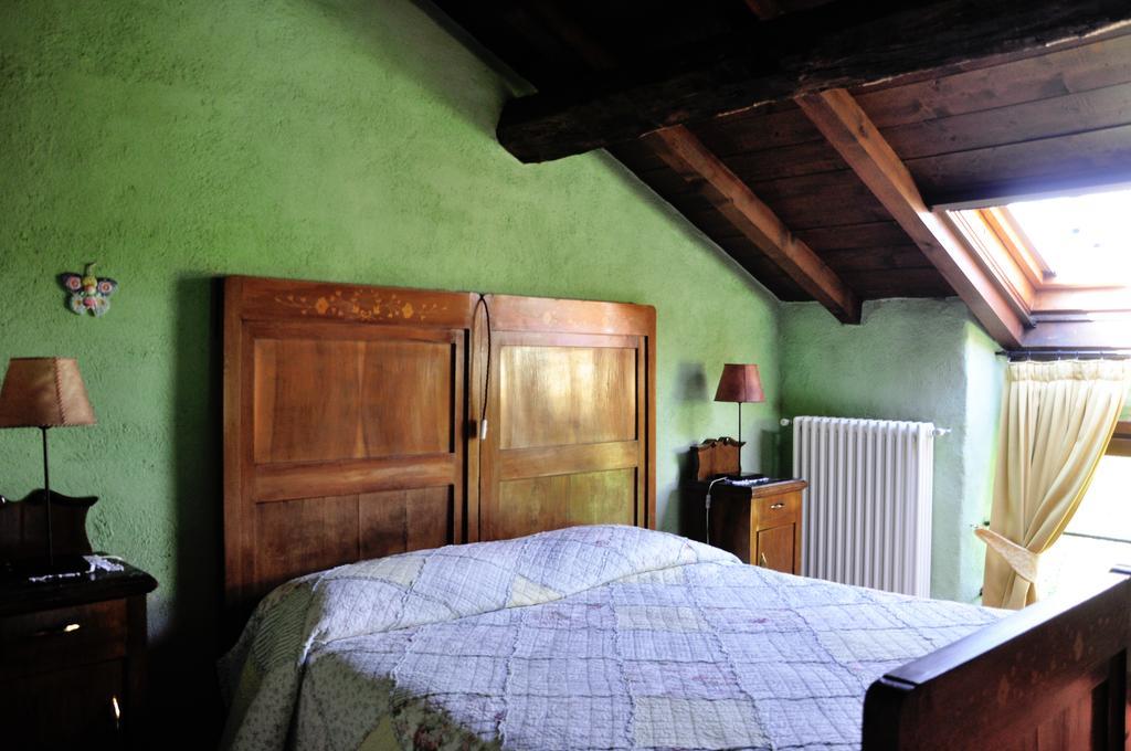 Agriturismo La Costa - Casa Vacanze Rovagnate Exteriör bild